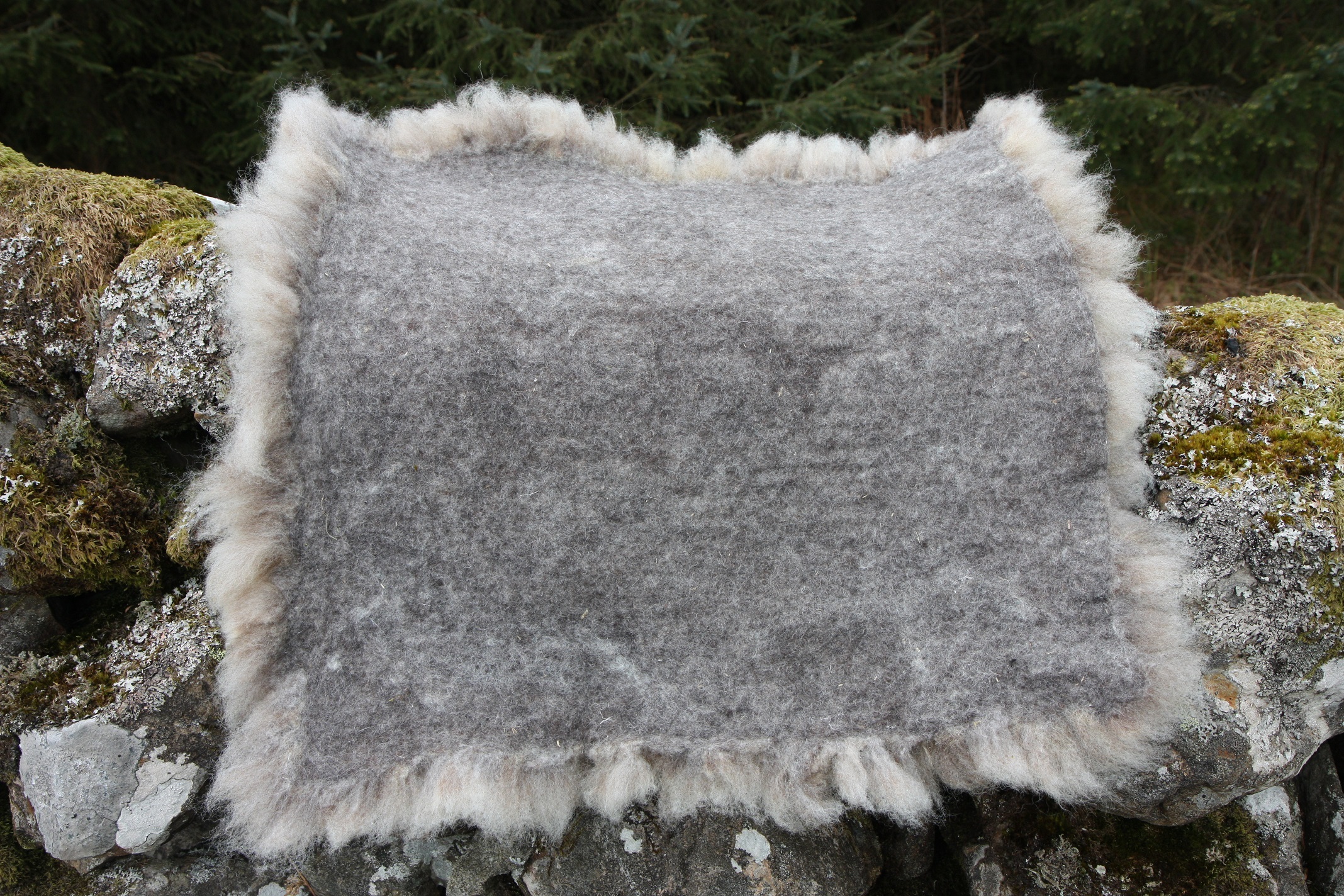 Homegrown, felted fleece "sheepskin" rug, natural pale grey with tiniest hint of beige - Coloured Ryeland fleece - Witchy - Image 10