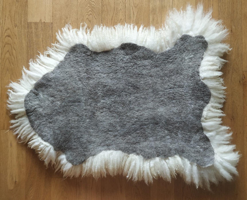 Felted-fleece, sheep-friendly, “sheepskin” rug – natural cream - Scotch Mule hog fleece - 33” x 21” - Image 3